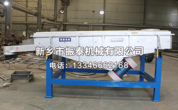 電解質(zhì)破碎料直線振動篩價格多錢一臺？